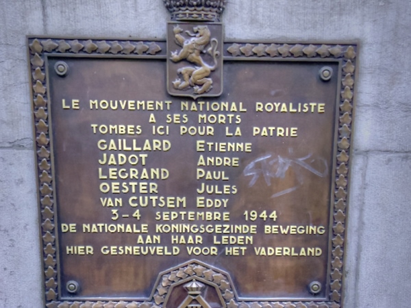 Monument Mouvement National Royaliste #1