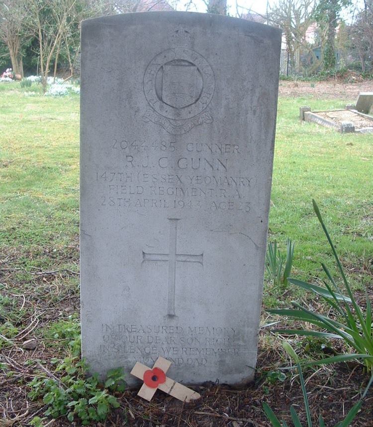 Commonwealth War Grave Hatfield Heath United Reformed Church Cemetery #1
