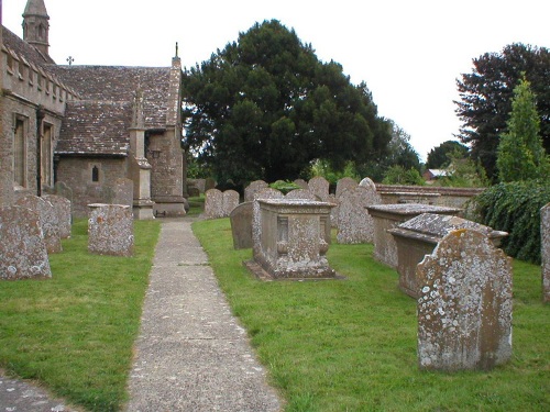Oorlogsgraven van het Gemenebest St Mary Magdalene Churchyard #1