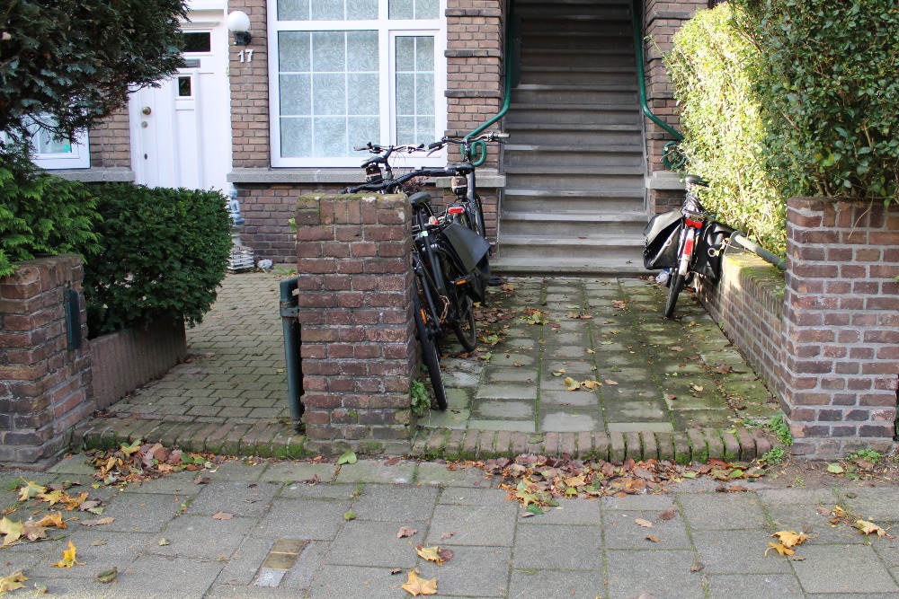 Stumbling Stones Van Faukenbergestraat 21 #4
