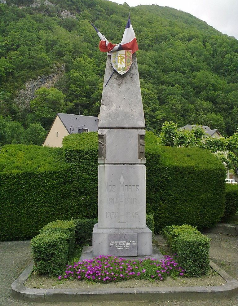 Oorlogsmonument Sarrancolin