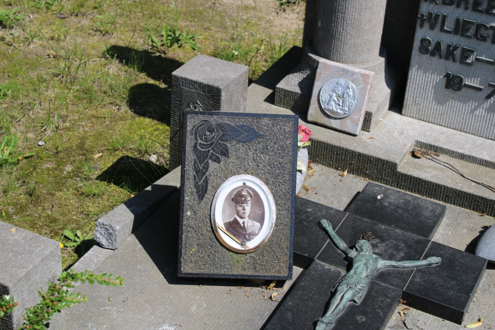 Belgian War Graves Ophoven #3