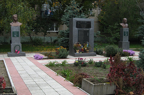 Verzetsmonument Tokmak #1