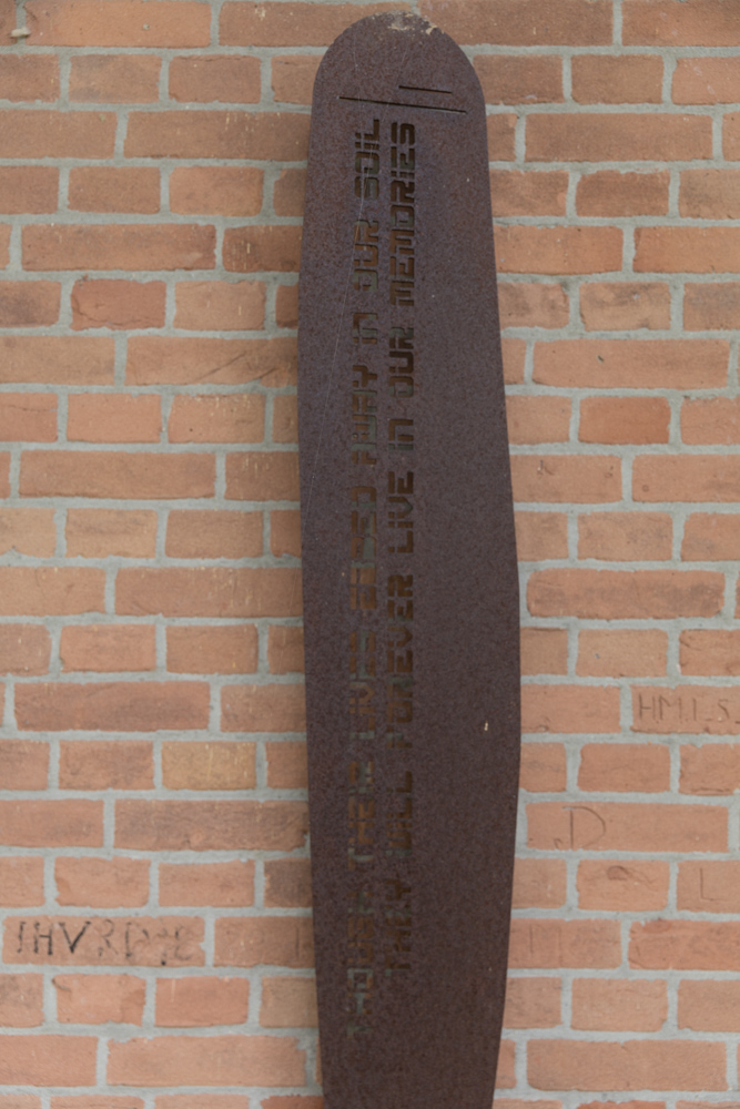 Monument Handley Page Halifax III MZ 715 #3