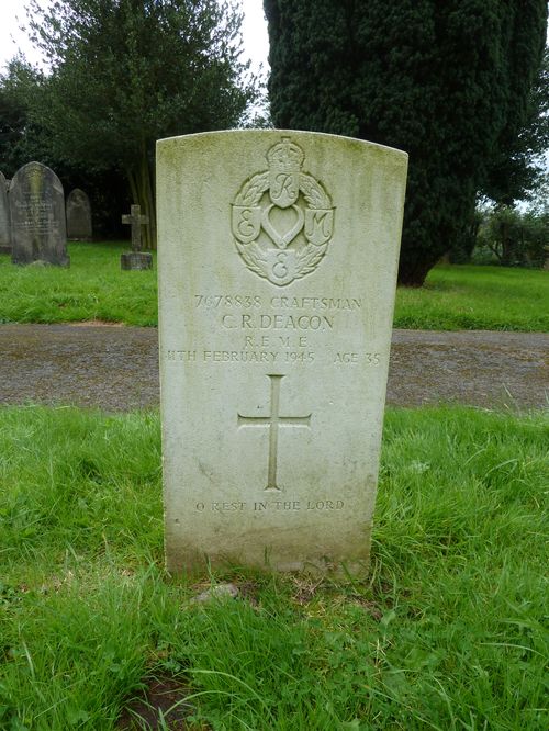 Commonwealth War Grave St. Leonard Church Cemetery #1