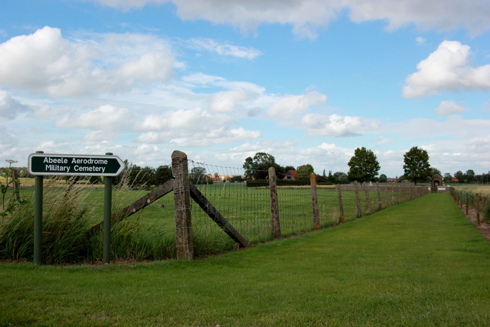 Oorlogsbegraafplaats van het Gemenebest Abeele Aerodrome