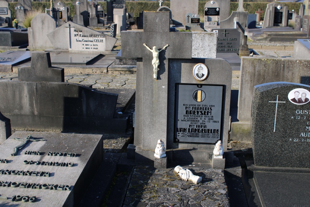 Belgian Graves Veterans Wachtebeke #3