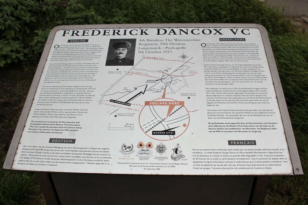 Monument Private Frederik Dancox #2