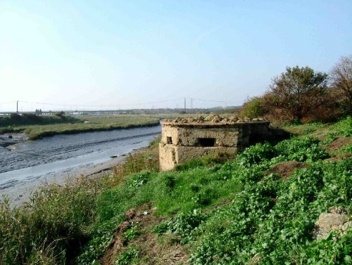 Pillbox FW3/22 South Benfleet