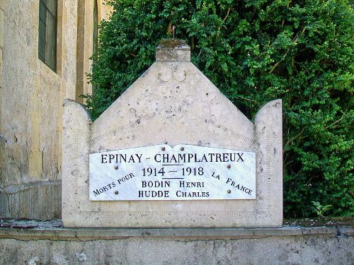 War Memorial pinay-Champltreux #1