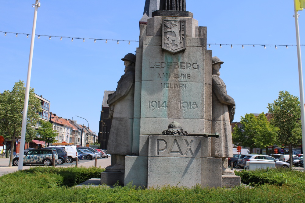 War Memorial Ledeberg #3