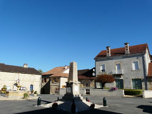 Oorlogsmonument Nantheuil #1