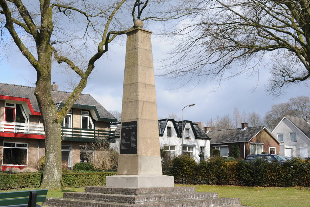 War Memorial Berg en Dal Berg