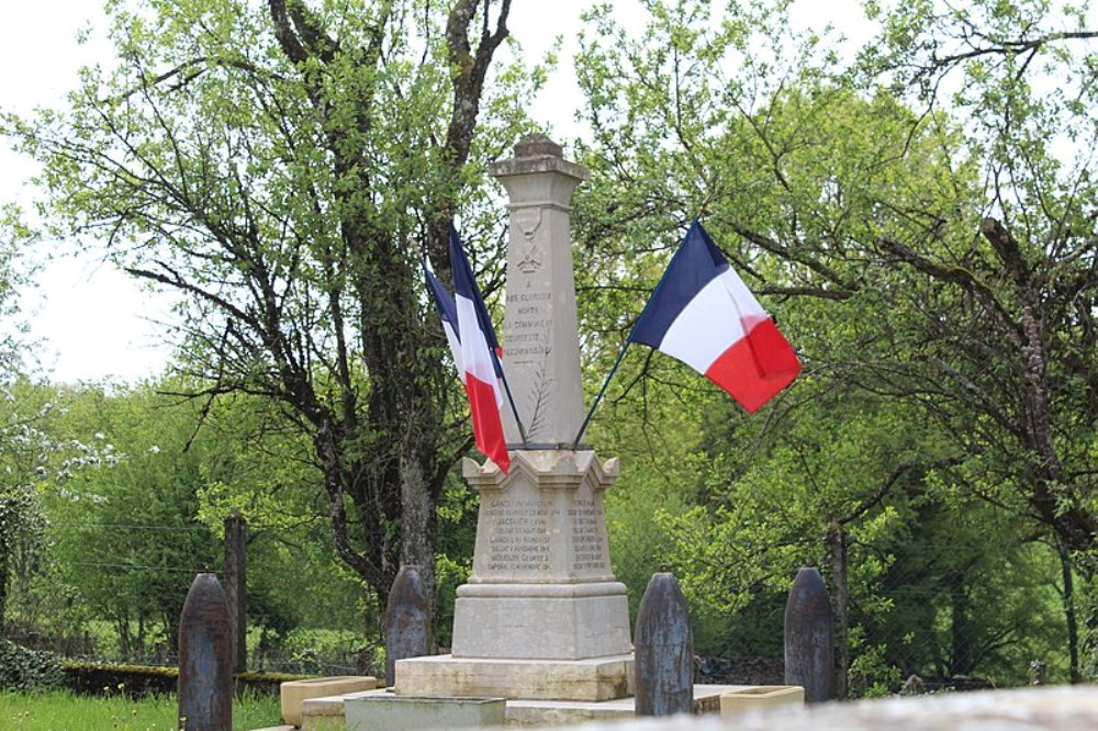 Oorlogsmonument Courbette #1