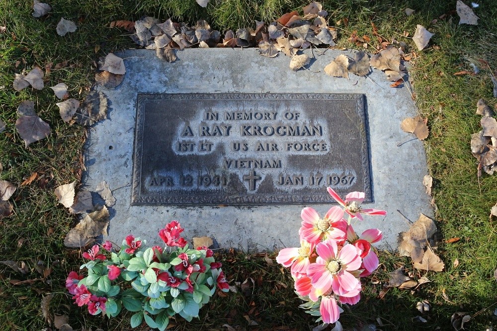 American War Graves Riverview Memorial Gardens #2