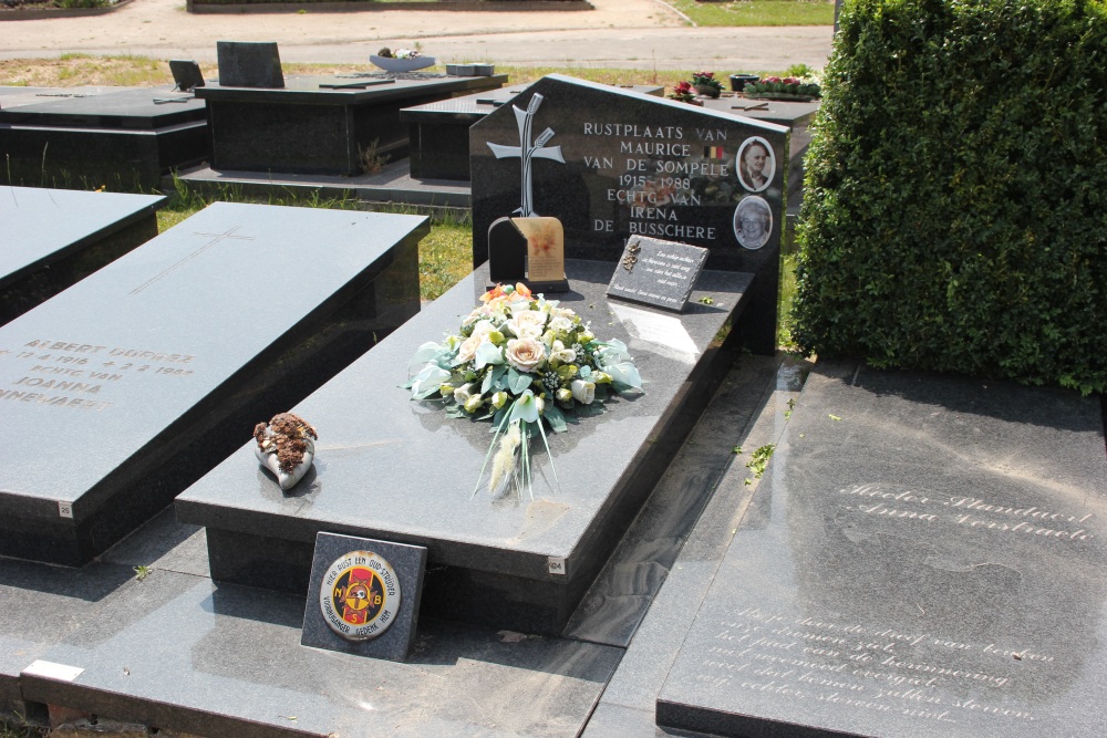 Belgian Graves Veterans Waarschoot #4