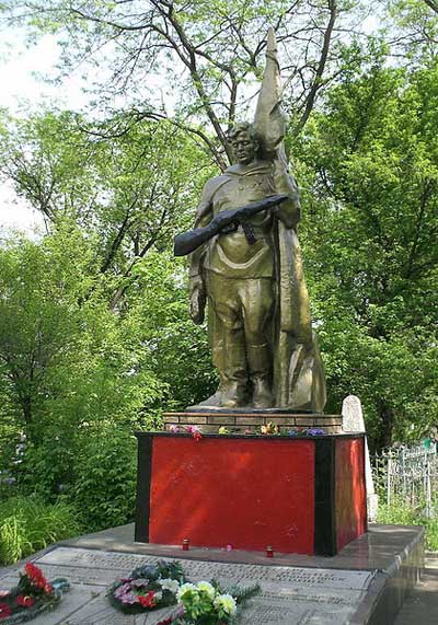 Soviet War Graves Kramatorsk #1