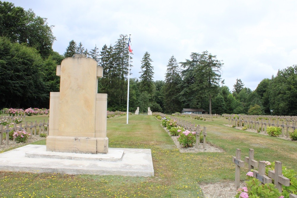 Franse Begraafplaats La Forestire #2