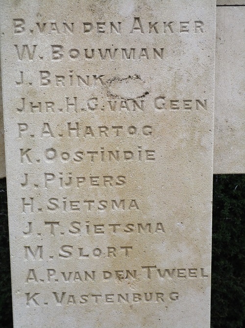 Oorlogsmonument 'Vrijheid' Nijkerk #3