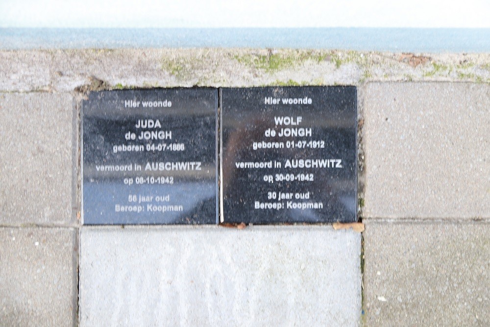 Memorial Stones Emmastraat 53