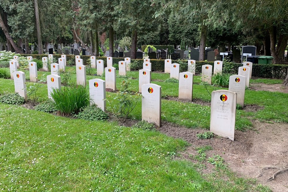 Belgian War Graves General Cemetery Maastricht