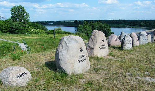 Monument Slag om Bzura