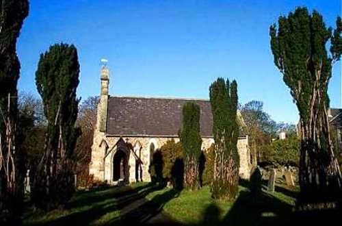 Oorlogsgraf van het Gemenebest St. John Churchyard