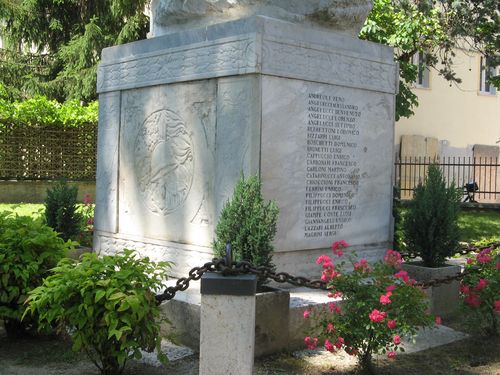 Oorlogsmonument Cannara #2