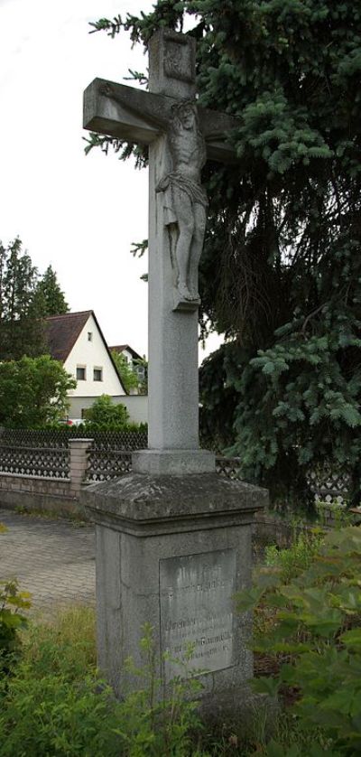 Monument Baumller