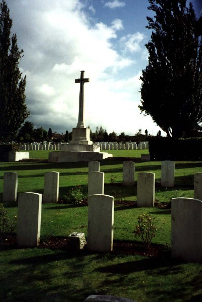 Commonwealth War Graves Haycombe Cemetery #1