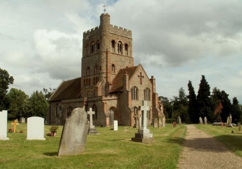 Oorlogsgraven van het Gemenebest St. Barnabas Churchyard