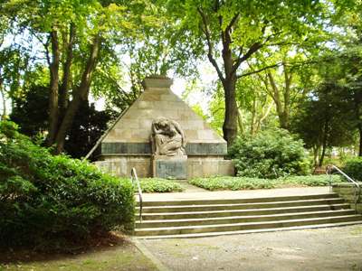 Oorlogsmonument Cronenberg