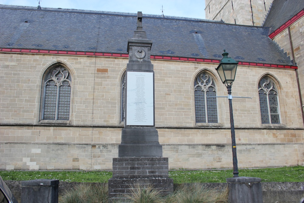 War Memorial Denderhoutem #2