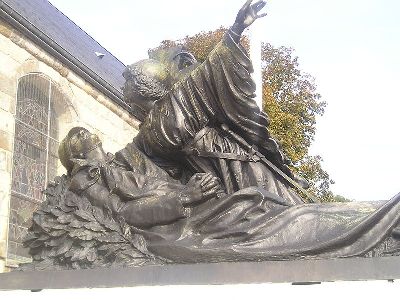 Oorlogsmonument Saint-Martin-aux-Buneaux #2