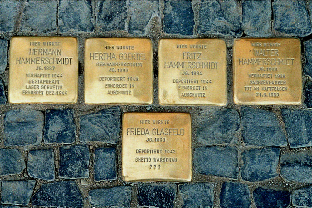 Stolpersteine Bahnhofstrae 62