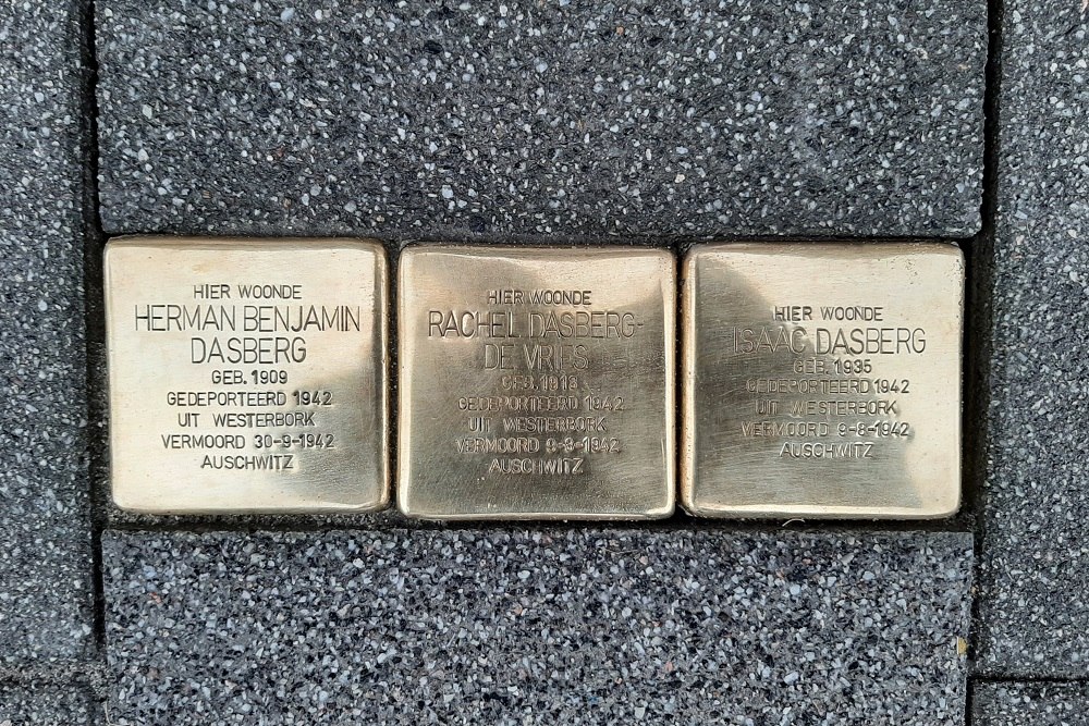 Stolpersteine Bloemstraat 77 #1