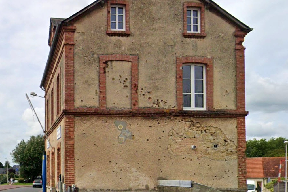 Bullet Holes Carentan #1