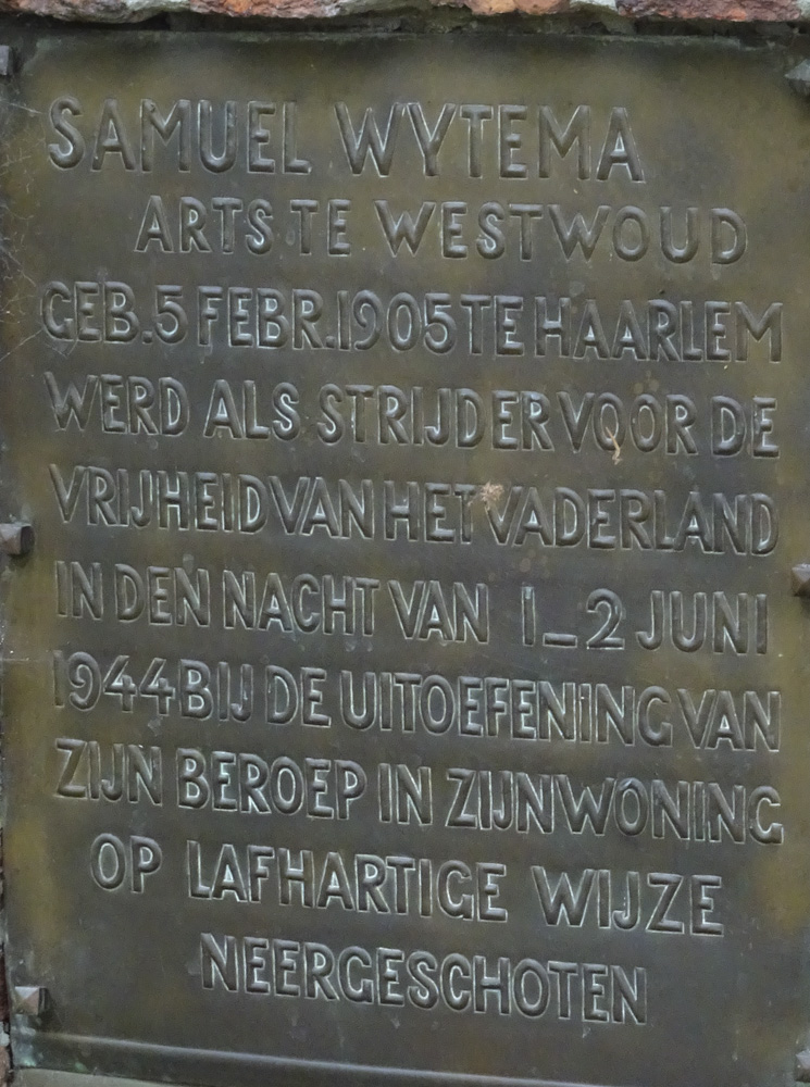 Dutch War Grave Westwoud #3