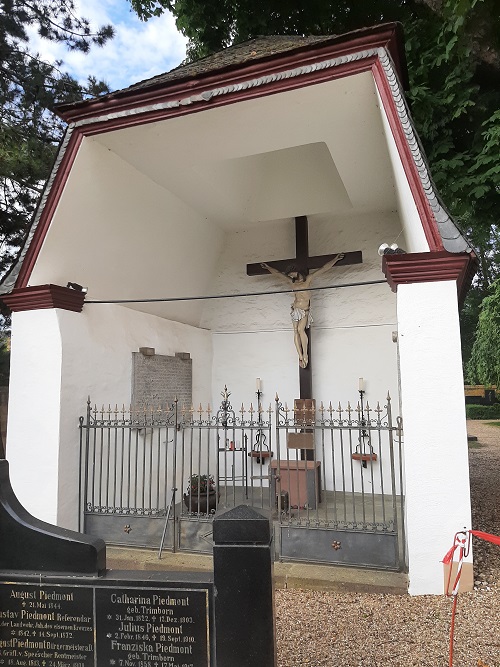 Memorial Chapel Brvenich #2