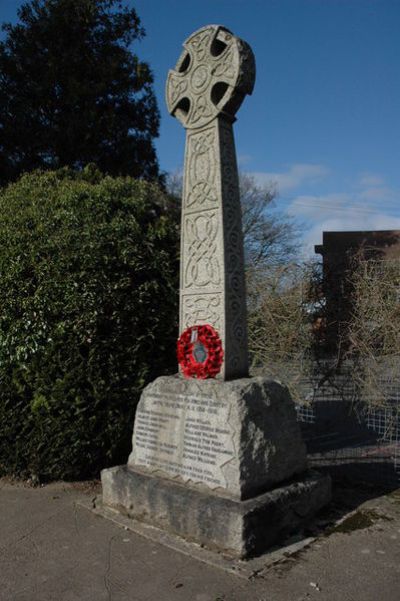 Oorlogsmonument Llangrove #1