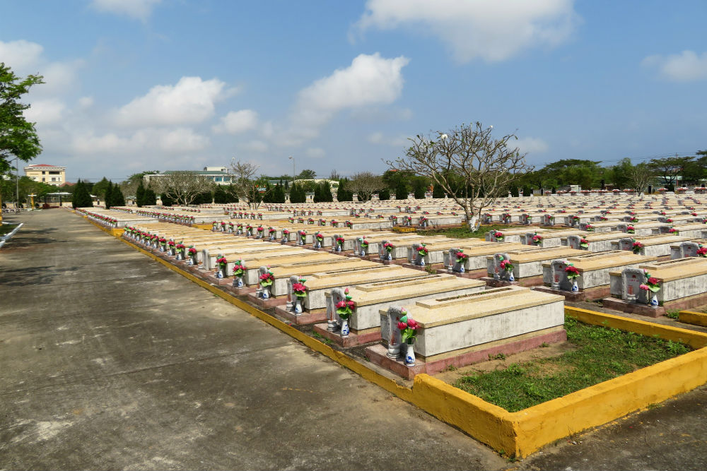 Militaire Begraafplaats Hoi An #2