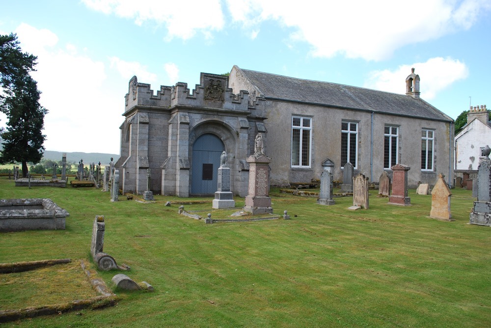 Commonwealth War Graves Duthil Parish Churchyard #1