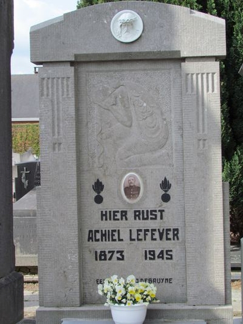 Belgian Graves Veterans Lichtervelde #5