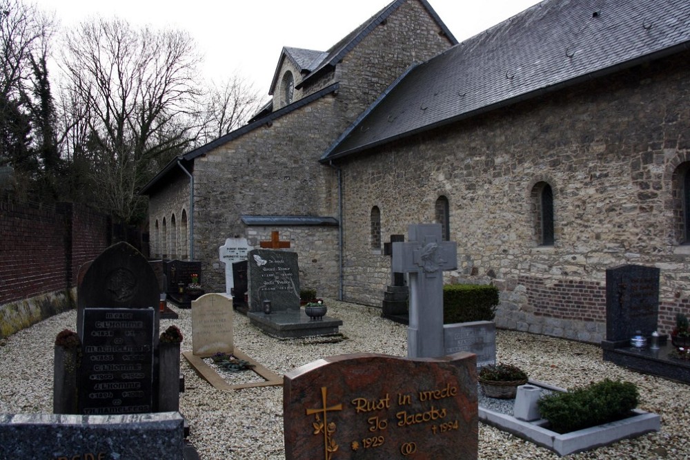 Dutch War Grave Roman Catholic Cemetery Nijswiller #5