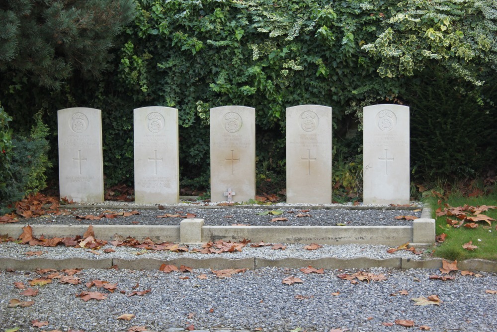 Commonwealth War Graves Sint-Agatha-Rode #2