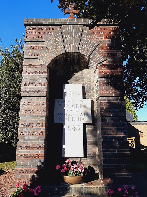 War Memorial Firmenich #2