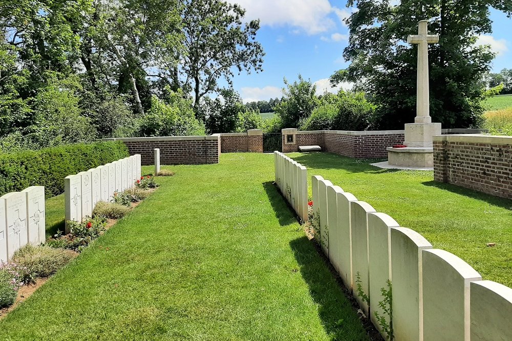 Commonwealth War Cemetery Devonshire #1