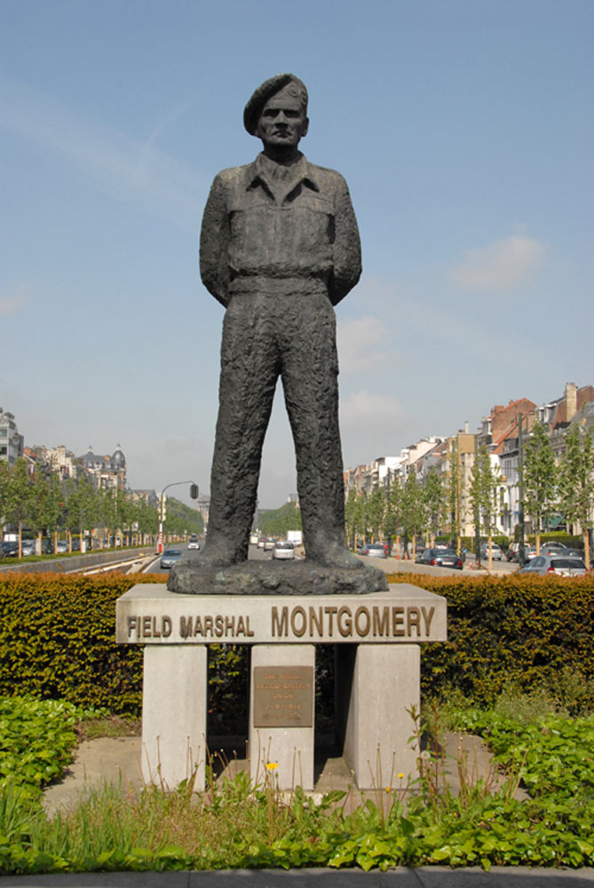 Monument Veldmaarschalk Bernard Montgomery #2