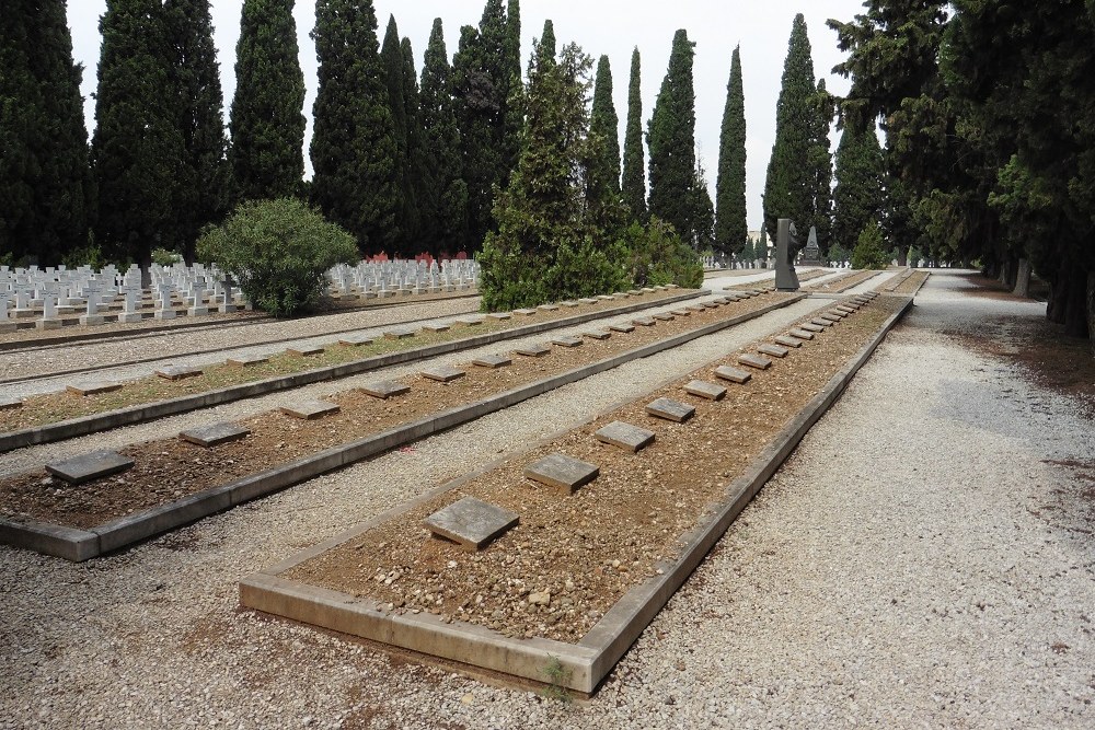 Heroes Cemetery Zejtinlik #4