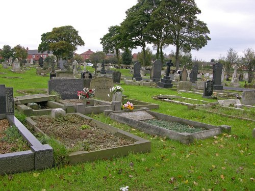 Commonwealth War Grave Carlton Cemetery #1